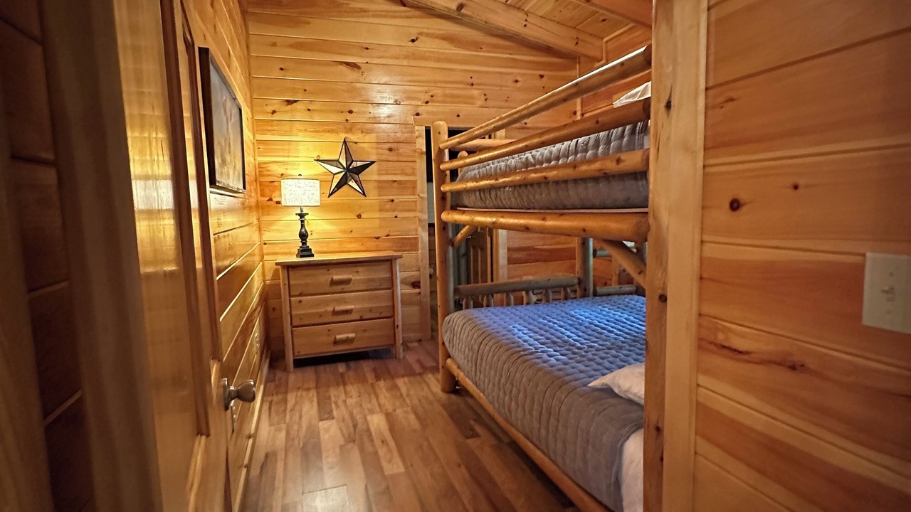 Photo of Bedroom in Primrose