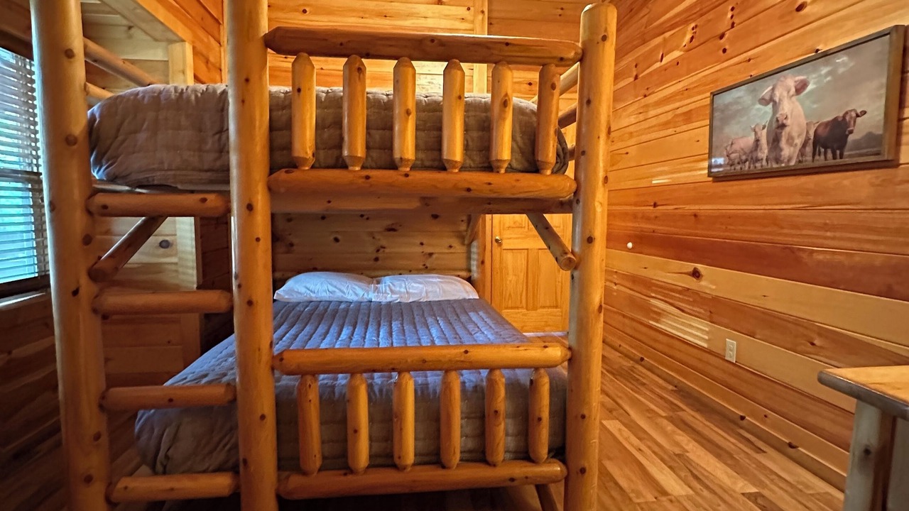 Photo of Bedroom in Primrose