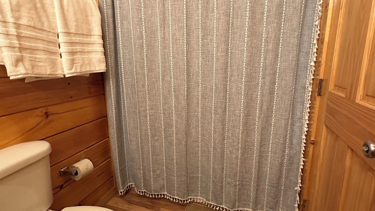 Photo of Bathroom in Primrose
