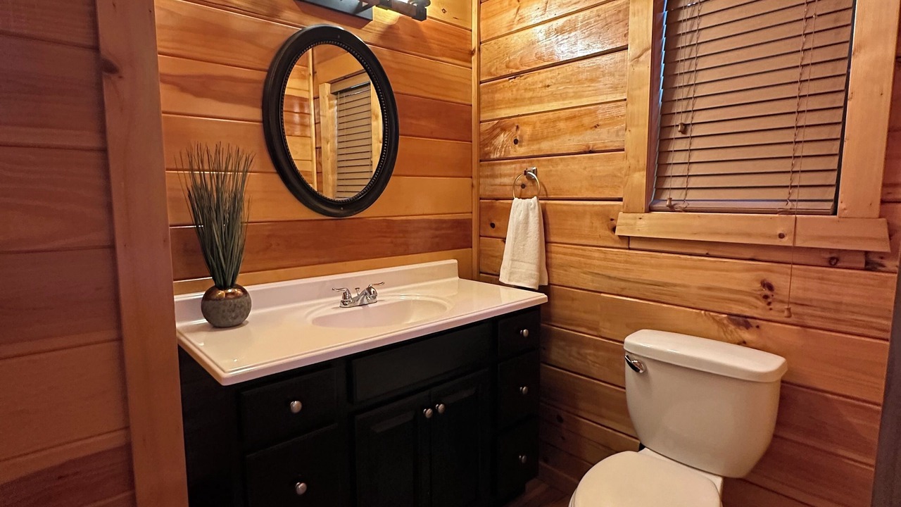 Photo of Bathroom in Primrose