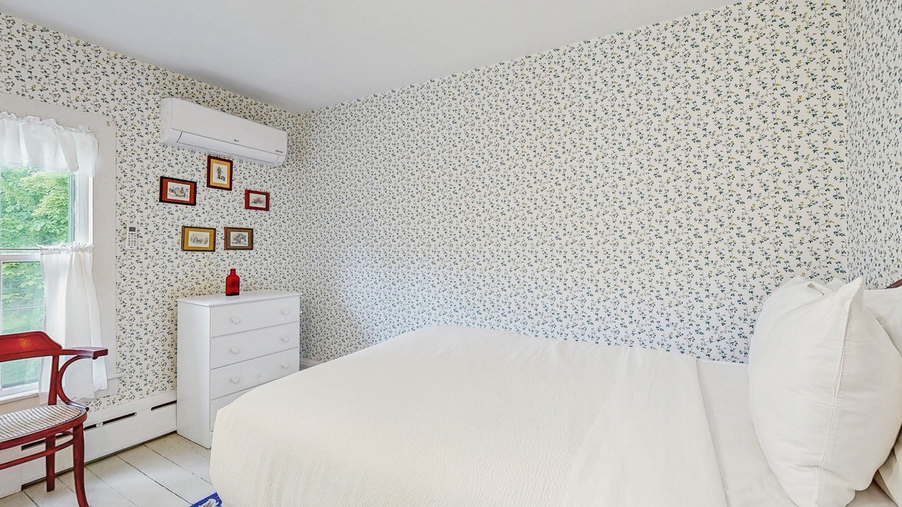 Photo of Bedroom in Town of Jerusalem