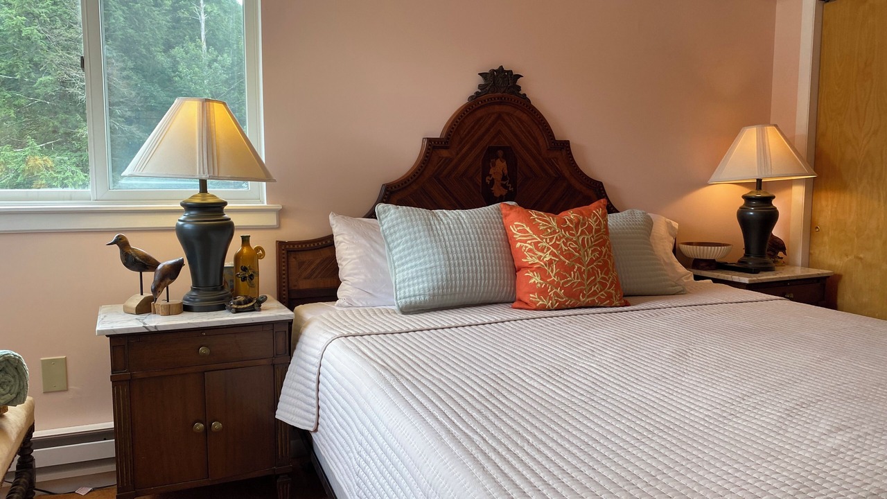 Photo of Bedroom in Woodridge