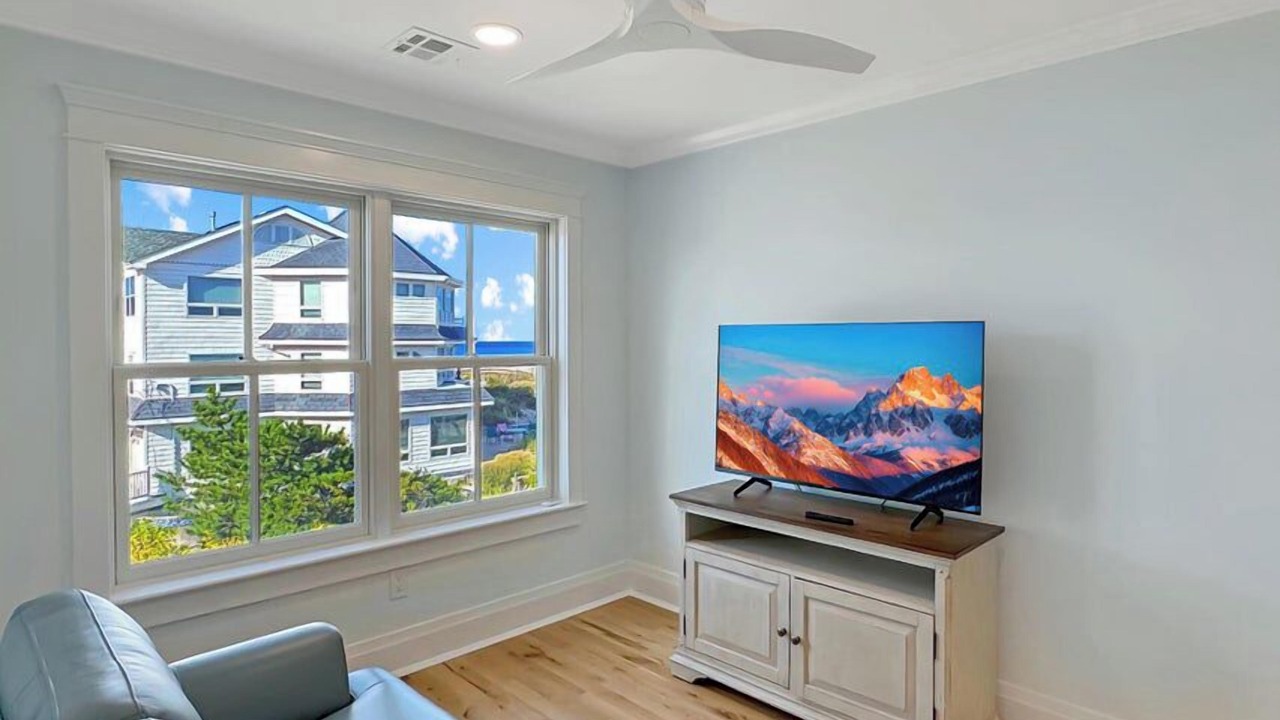 Photo of Livingroom in Bay Head