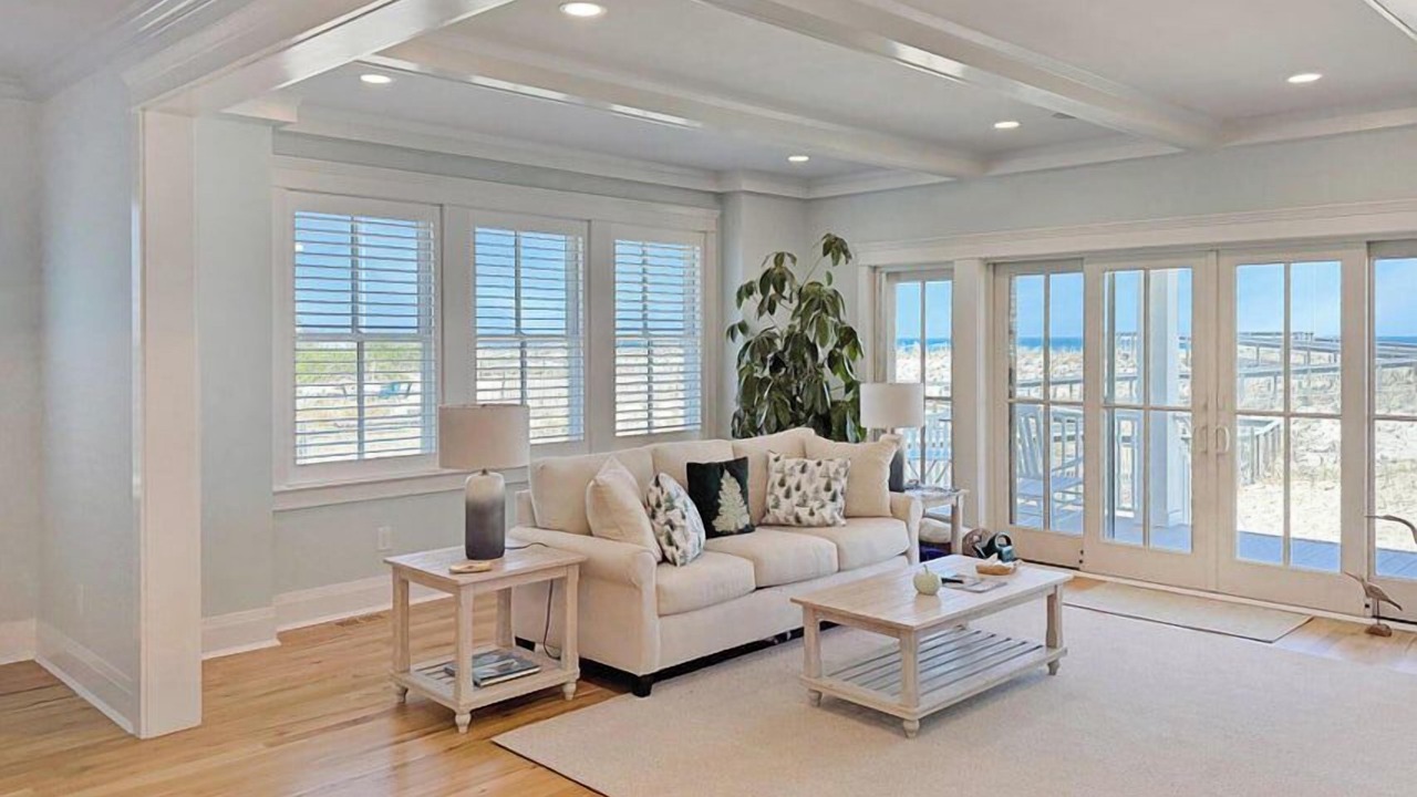 Photo of Livingroom in Bay Head