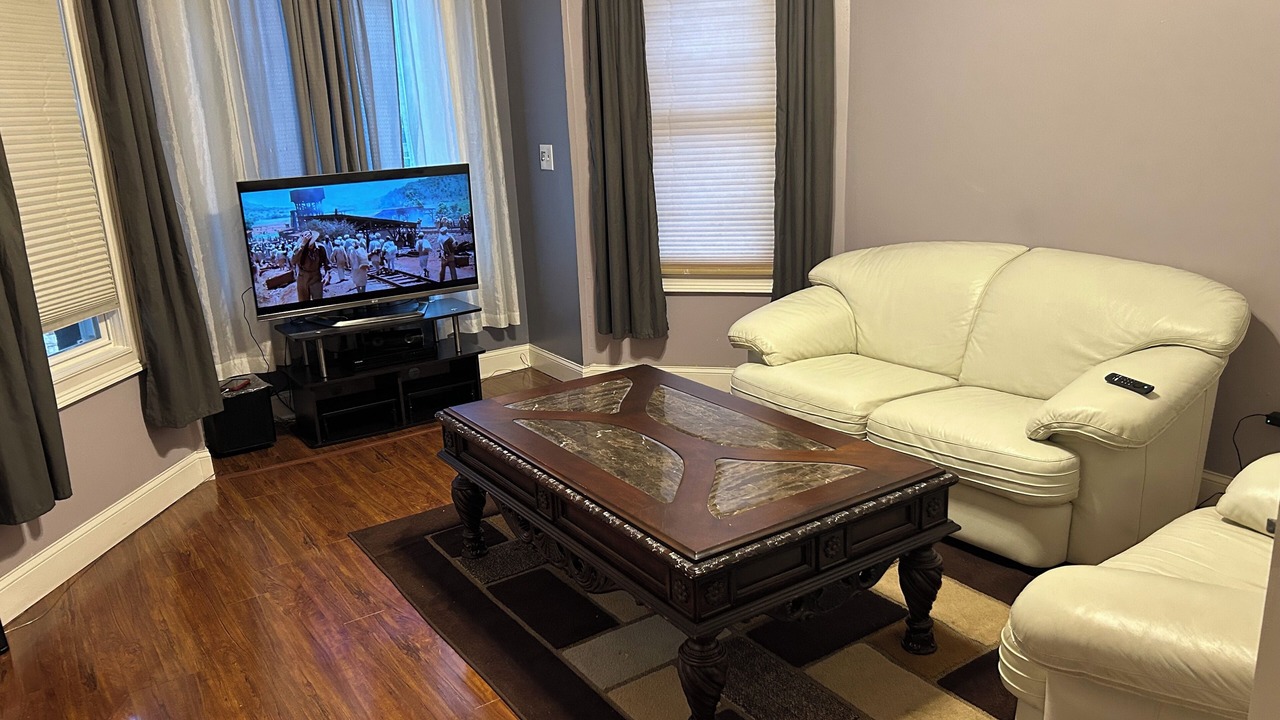 Photo of Livingroom in Paterson