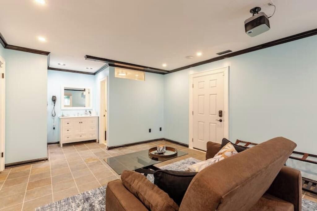 Photo of Livingroom in Dickerson