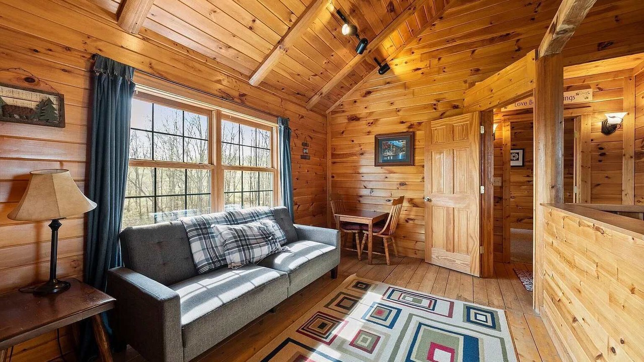 Photo of Livingroom in Logan