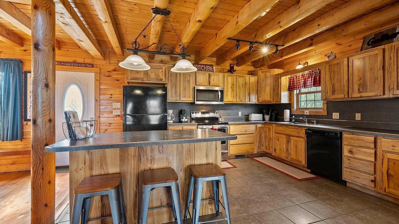 Photo of Kitchen in Logan