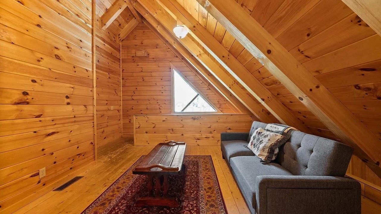 Photo of Livingroom in Logan