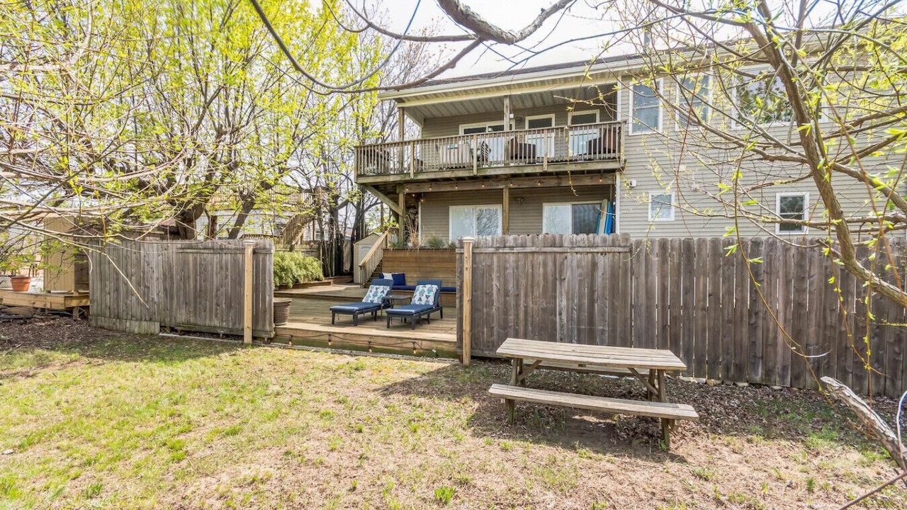 Photo of Patio Balcony in Keansburg