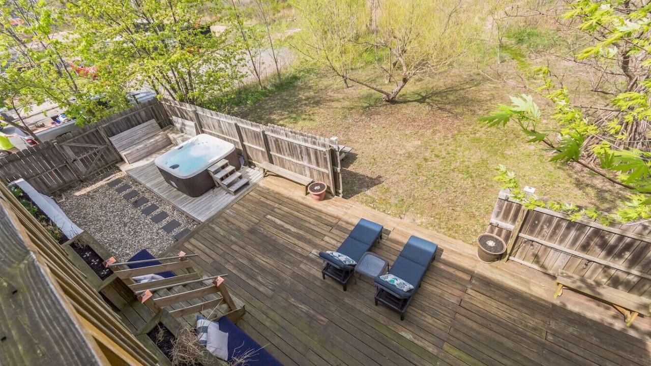 Photo of Patio Balcony in Keansburg