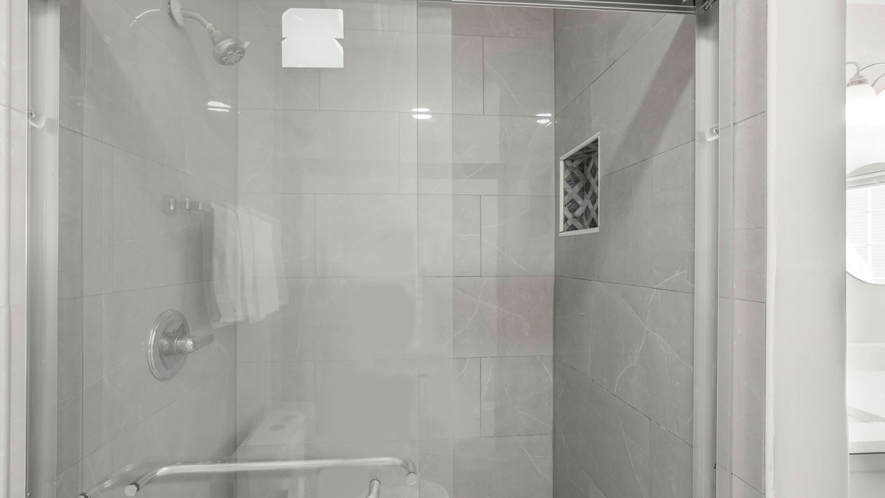 Photo of Bathroom in Adelphi