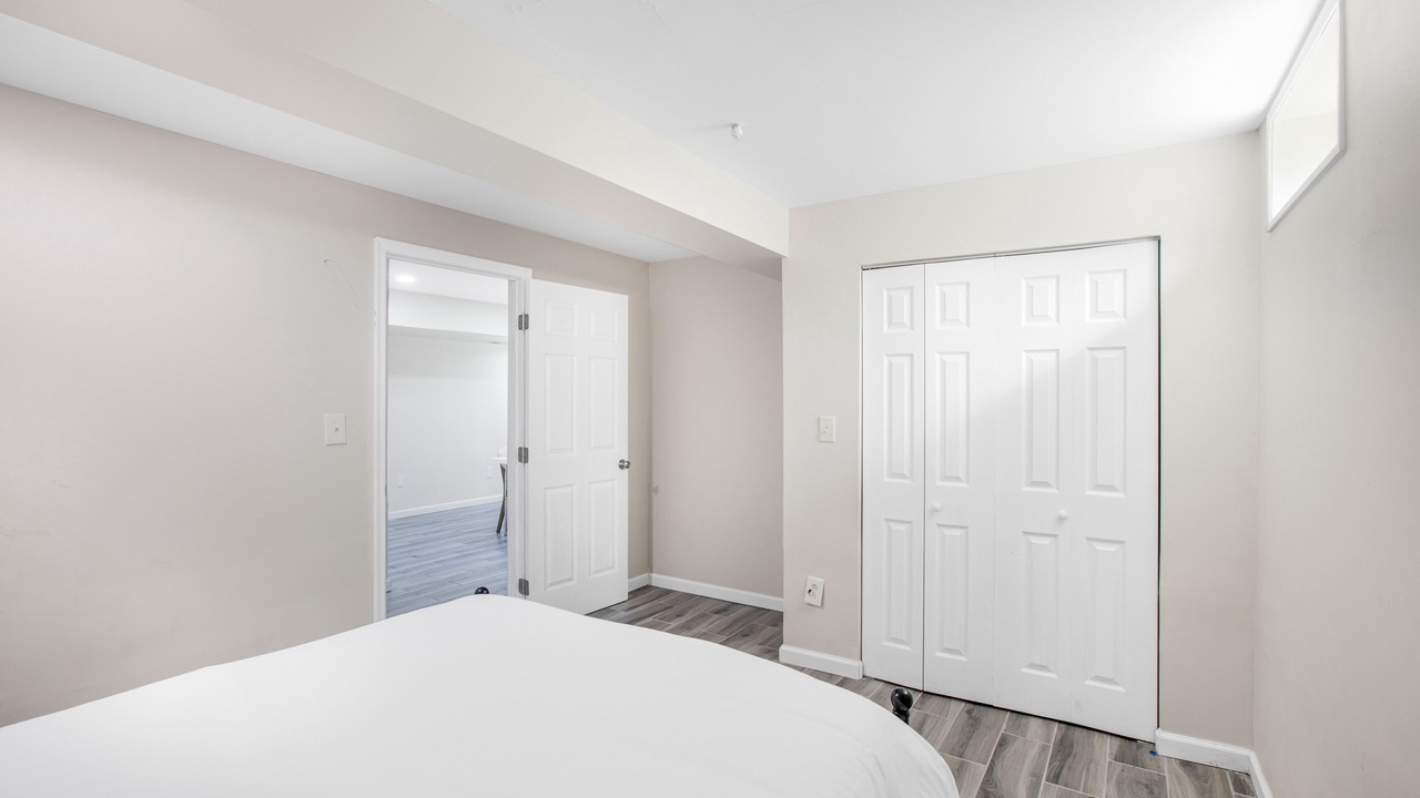 Photo of Bedroom in Adelphi