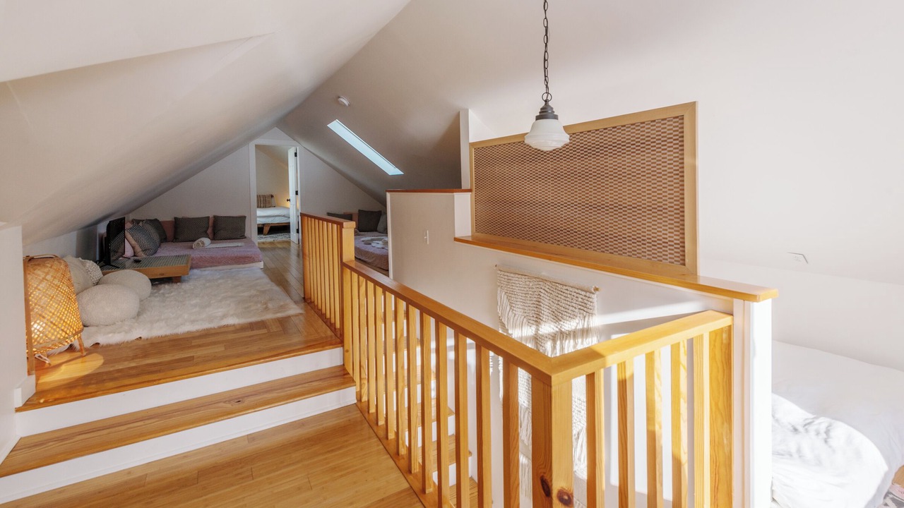 Photo of Bedroom in Woodridge