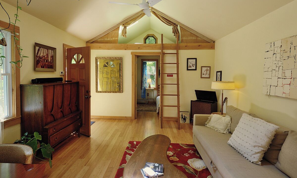 Photo of Livingroom in Woodridge
