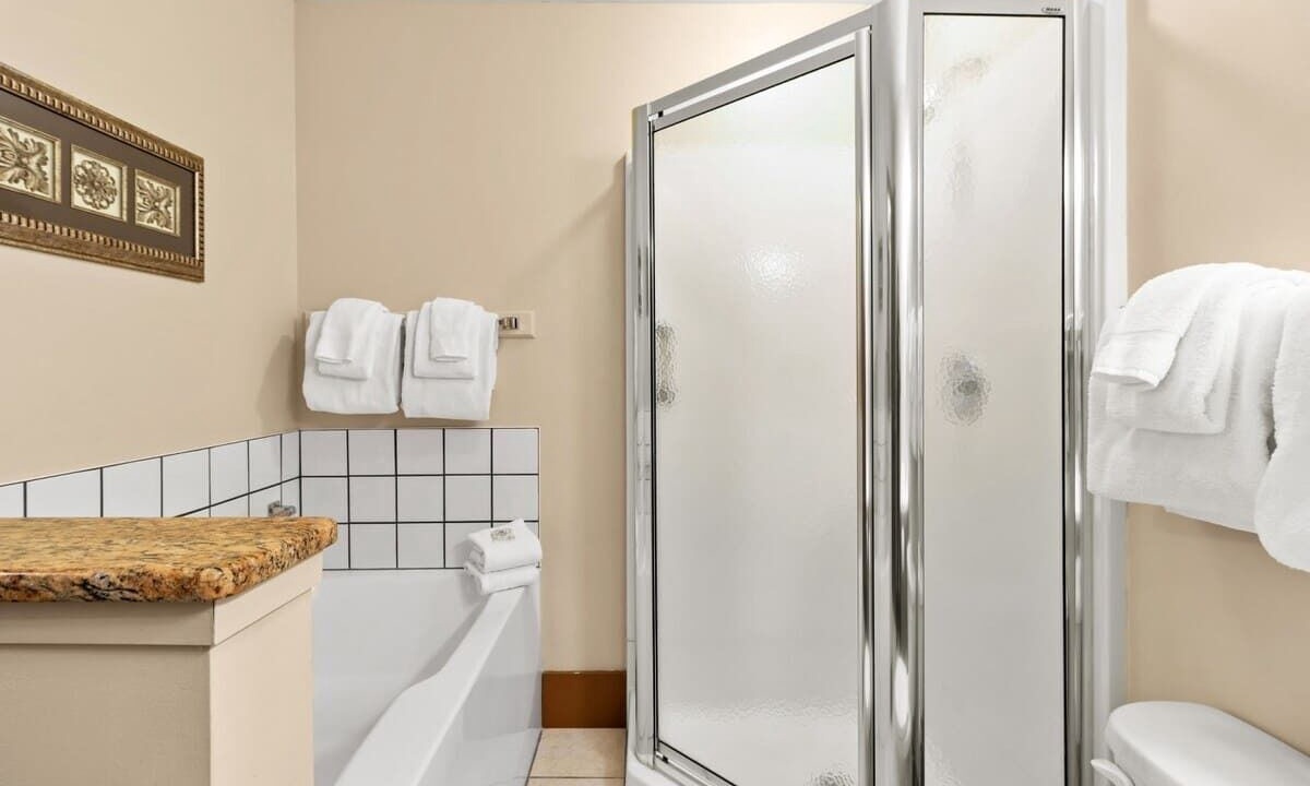Photo of Bathroom in Shawnee On Delaware