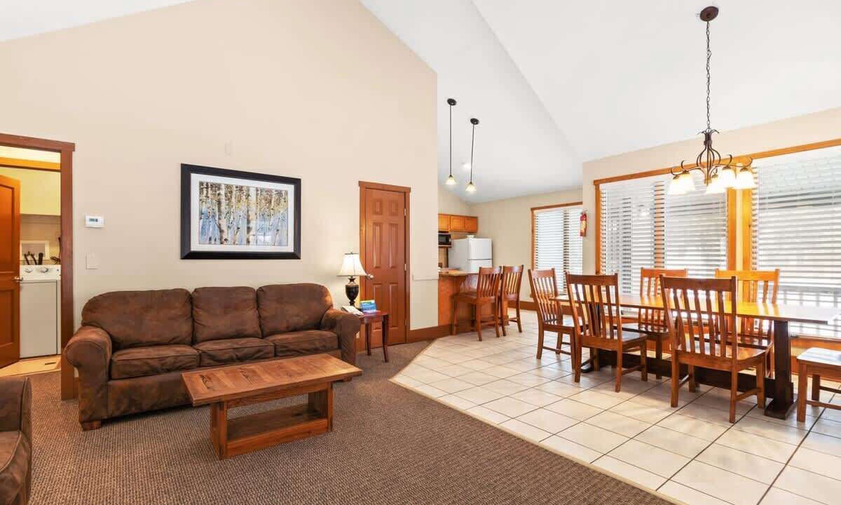 Photo of Livingroom in Shawnee On Delaware