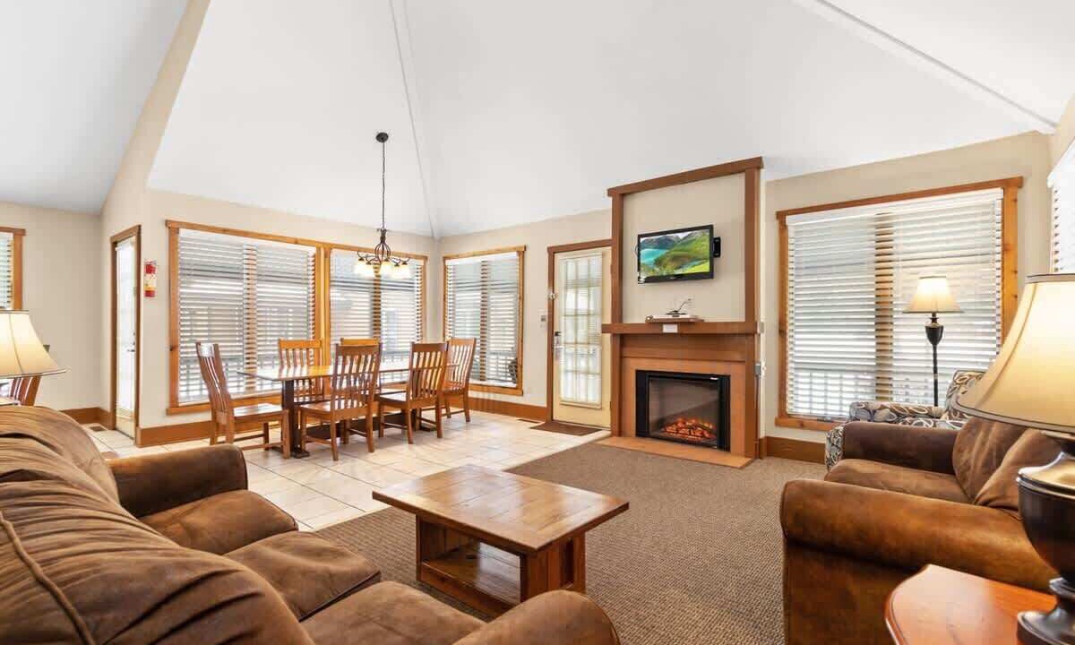 Photo of Livingroom in Shawnee On Delaware