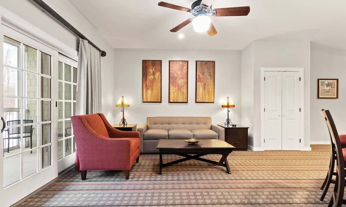 Photo of Livingroom in Shawnee On Delaware