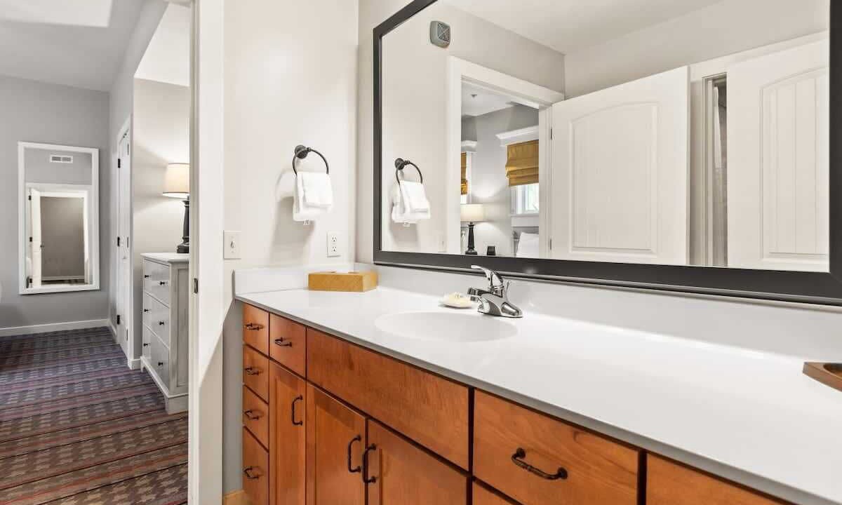 Photo of Bathroom in Shawnee On Delaware