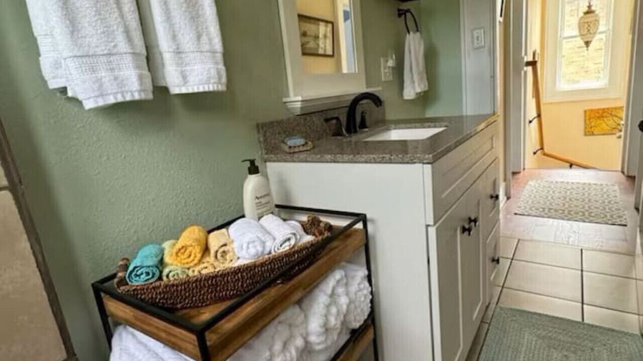 Photo of Bathroom in Thomas