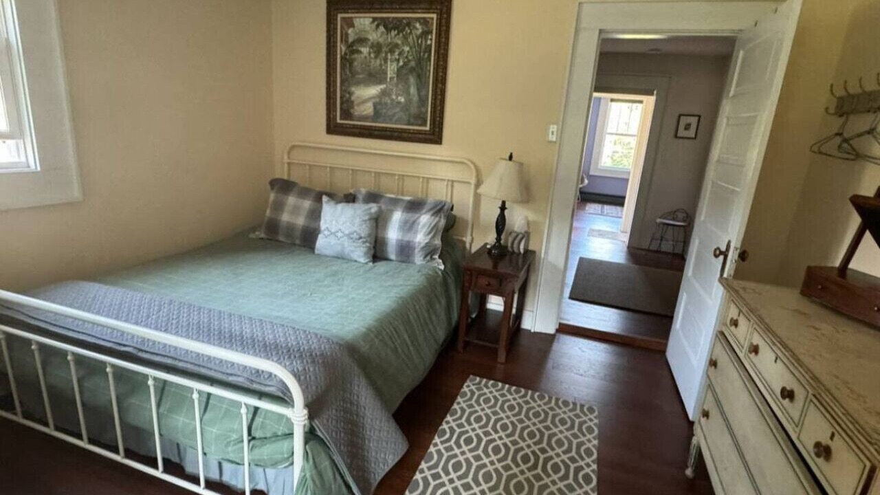 Photo of Bedroom in Thomas
