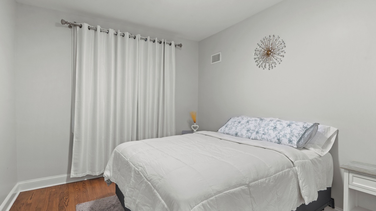 Photo of Bedroom in North Bergen