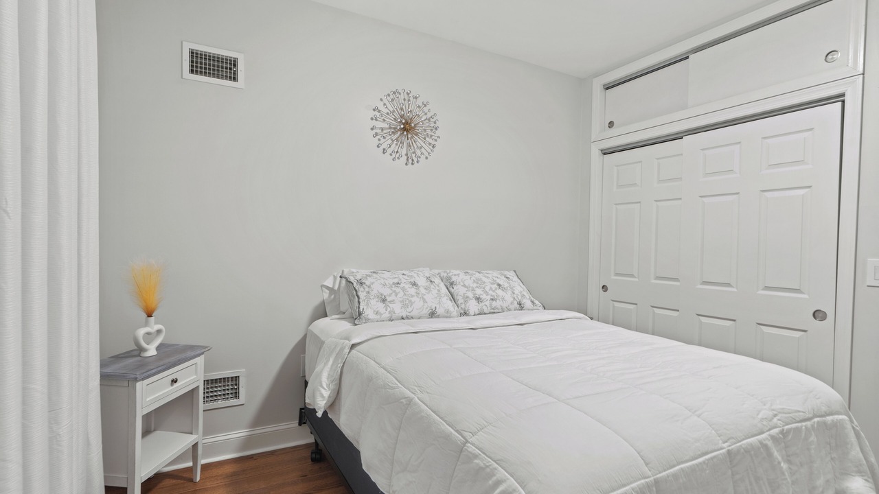 Photo of Bedroom in North Bergen