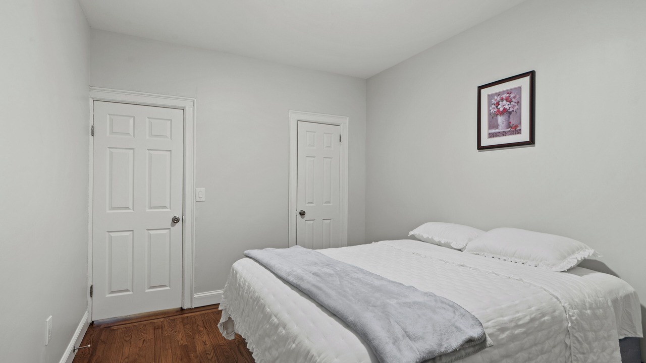 Photo of Bedroom in North Bergen