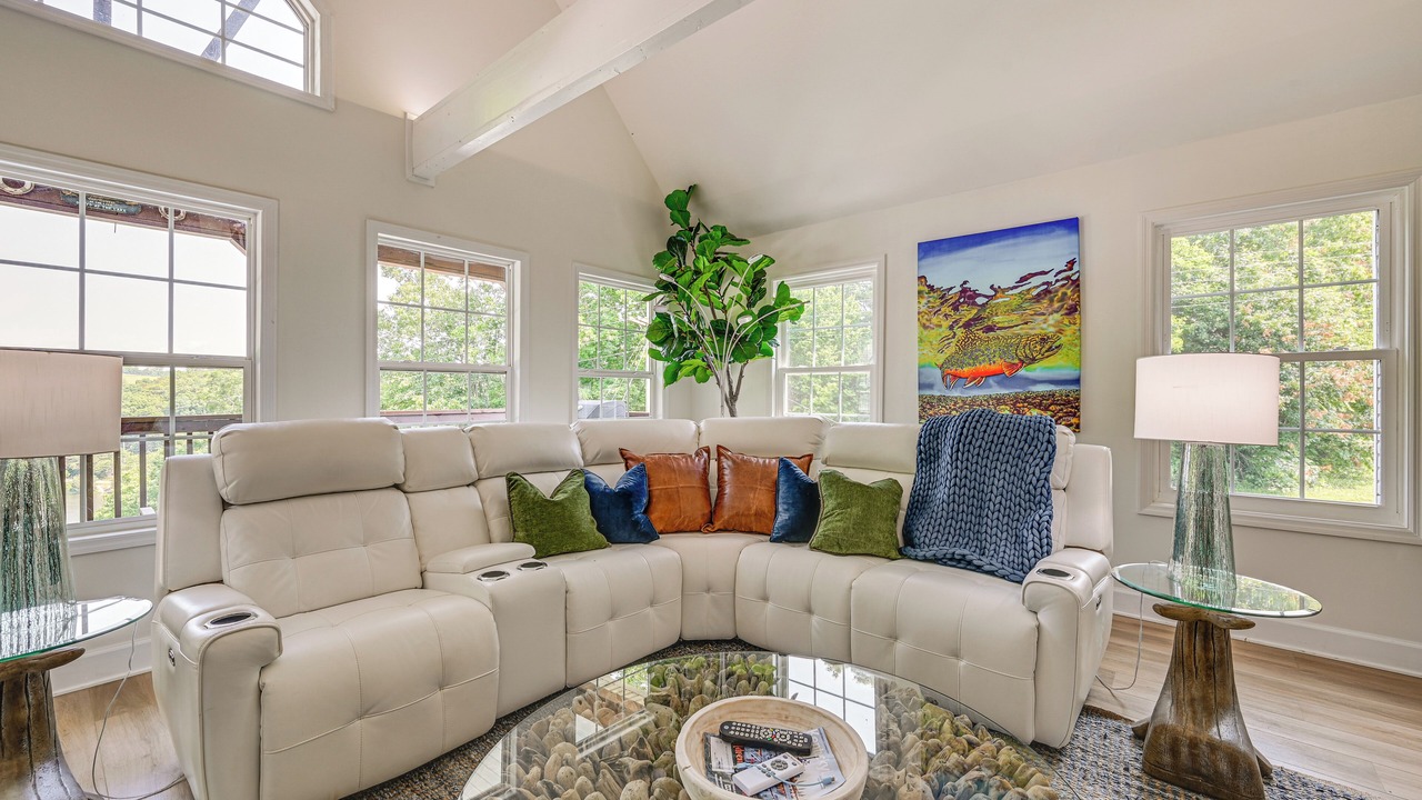 Photo of Livingroom in Mount Vernon