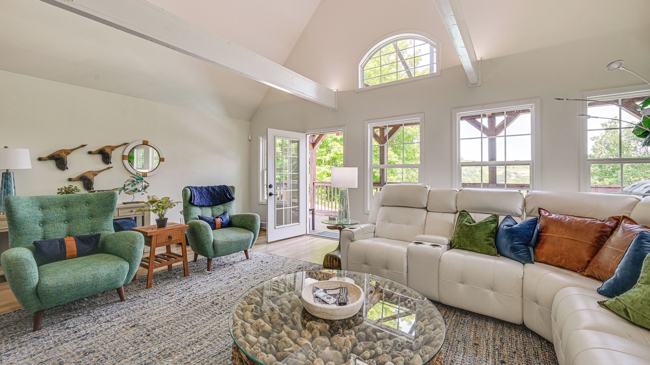 Photo of Livingroom in Mount Vernon
