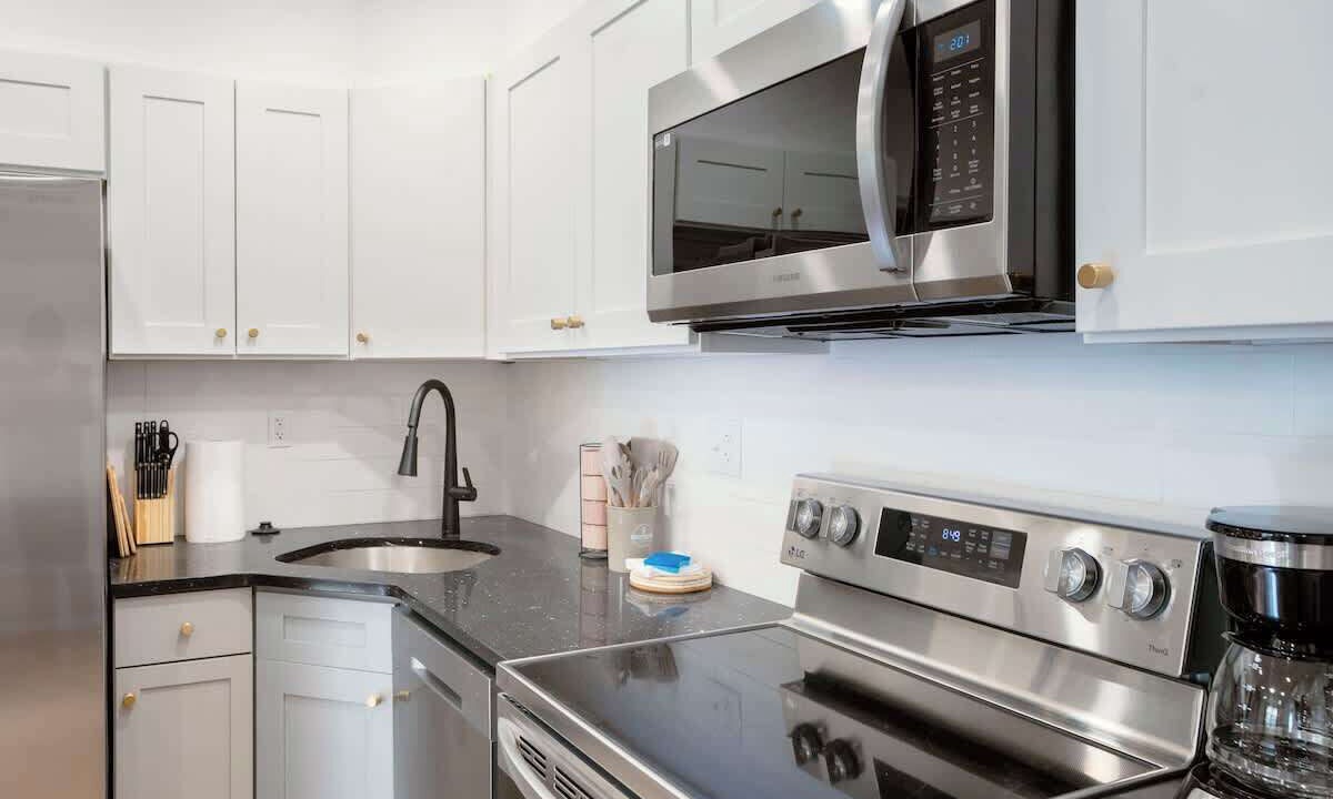 Photo of Kitchen in West Poplar