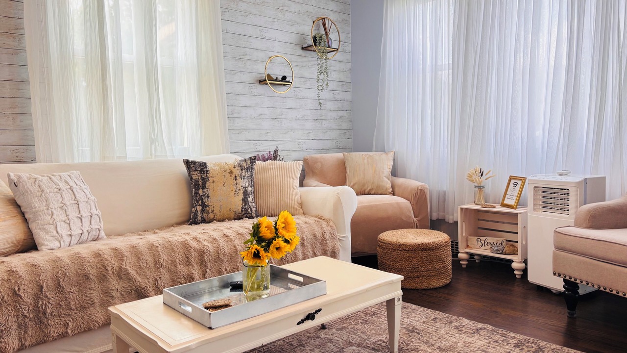 Photo of Livingroom in Southeast Yonkers
