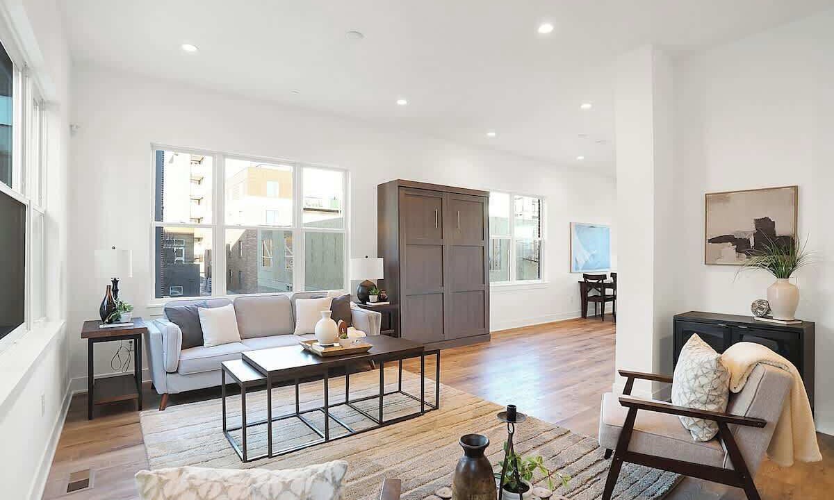 Photo of Livingroom in Lockerbie Square