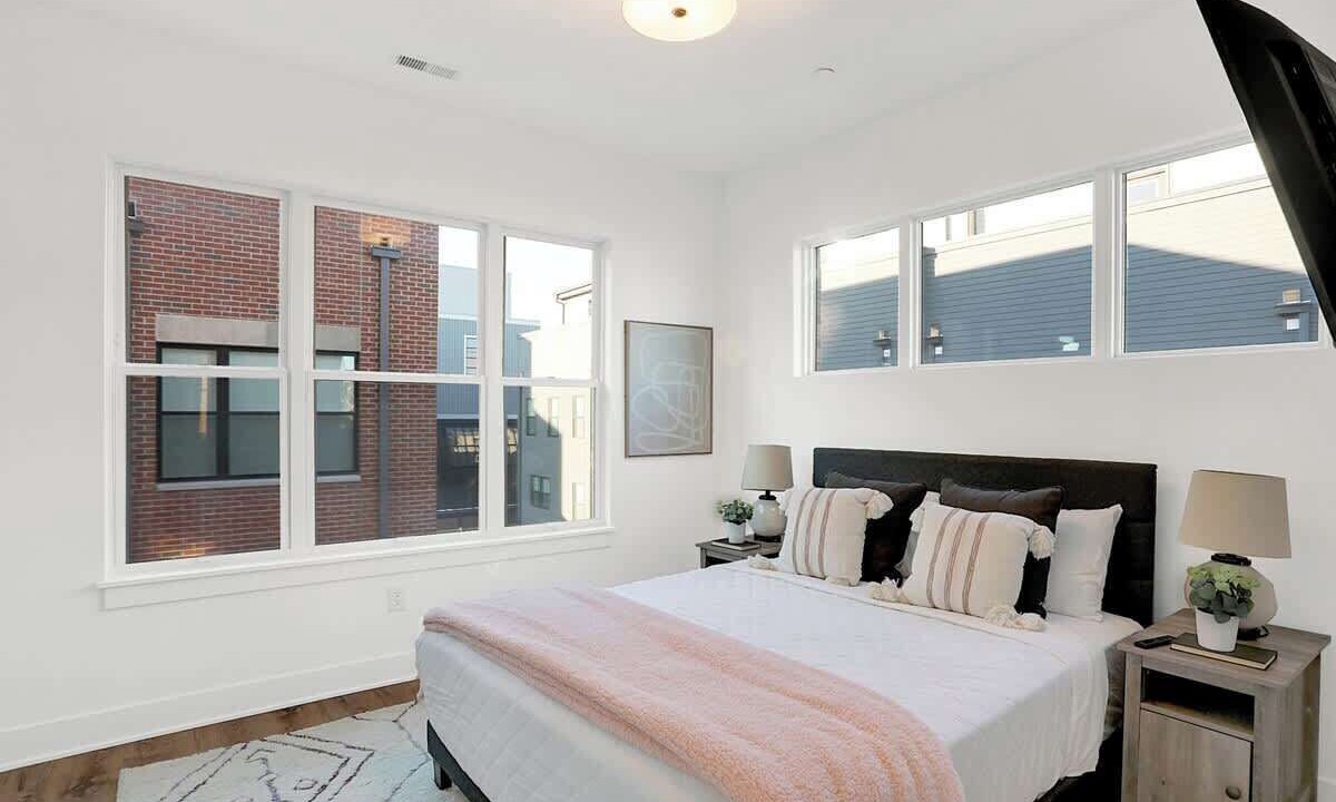 Photo of Bedroom in Lockerbie Square