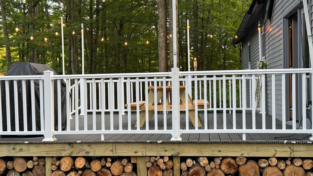 Photo of Patio Balcony in Greentown