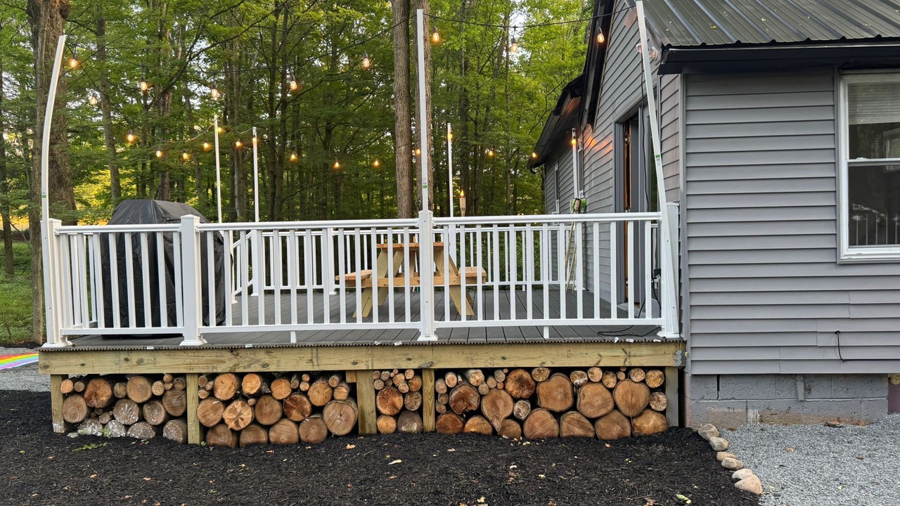 Photo of Patio Balcony in Greentown