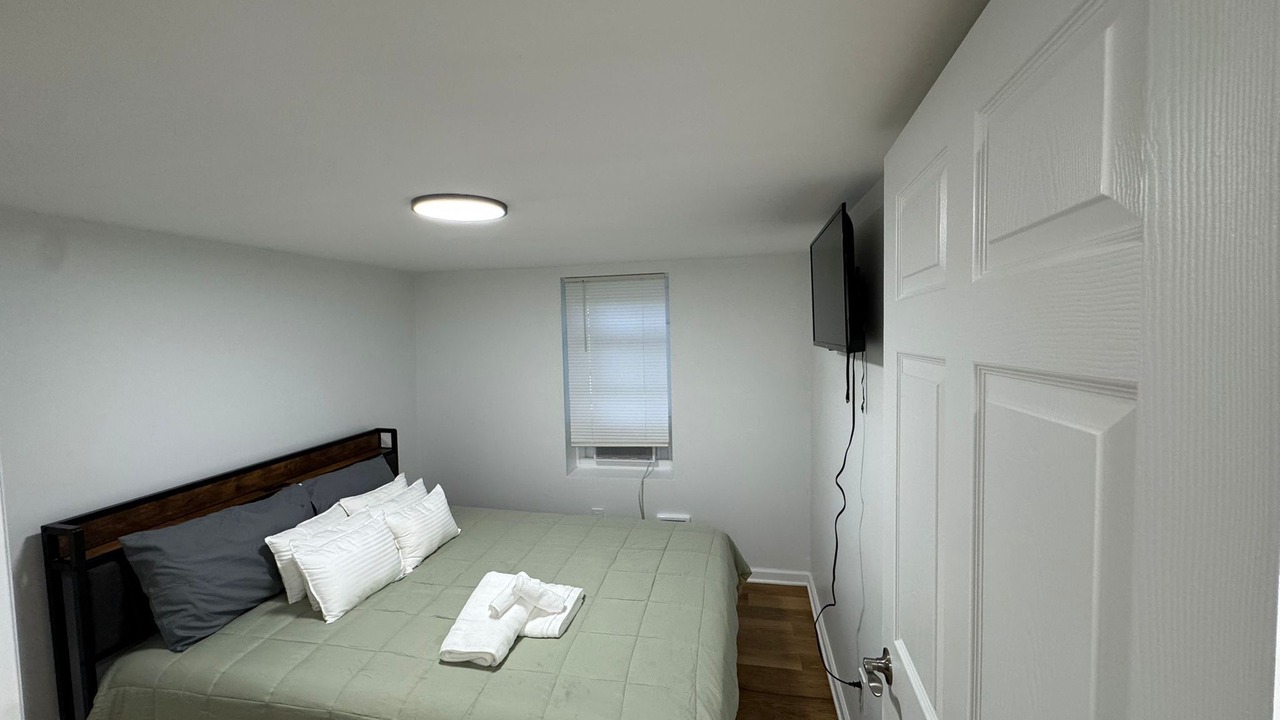 Photo of Bedroom in Greentown