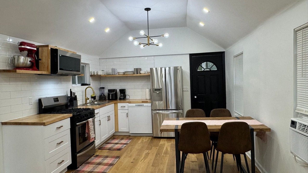 Photo of Kitchen in Greentown