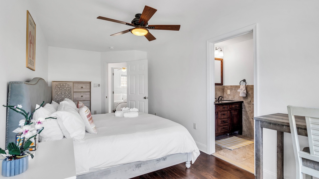 Photo of Bedroom in Seaside Heights
