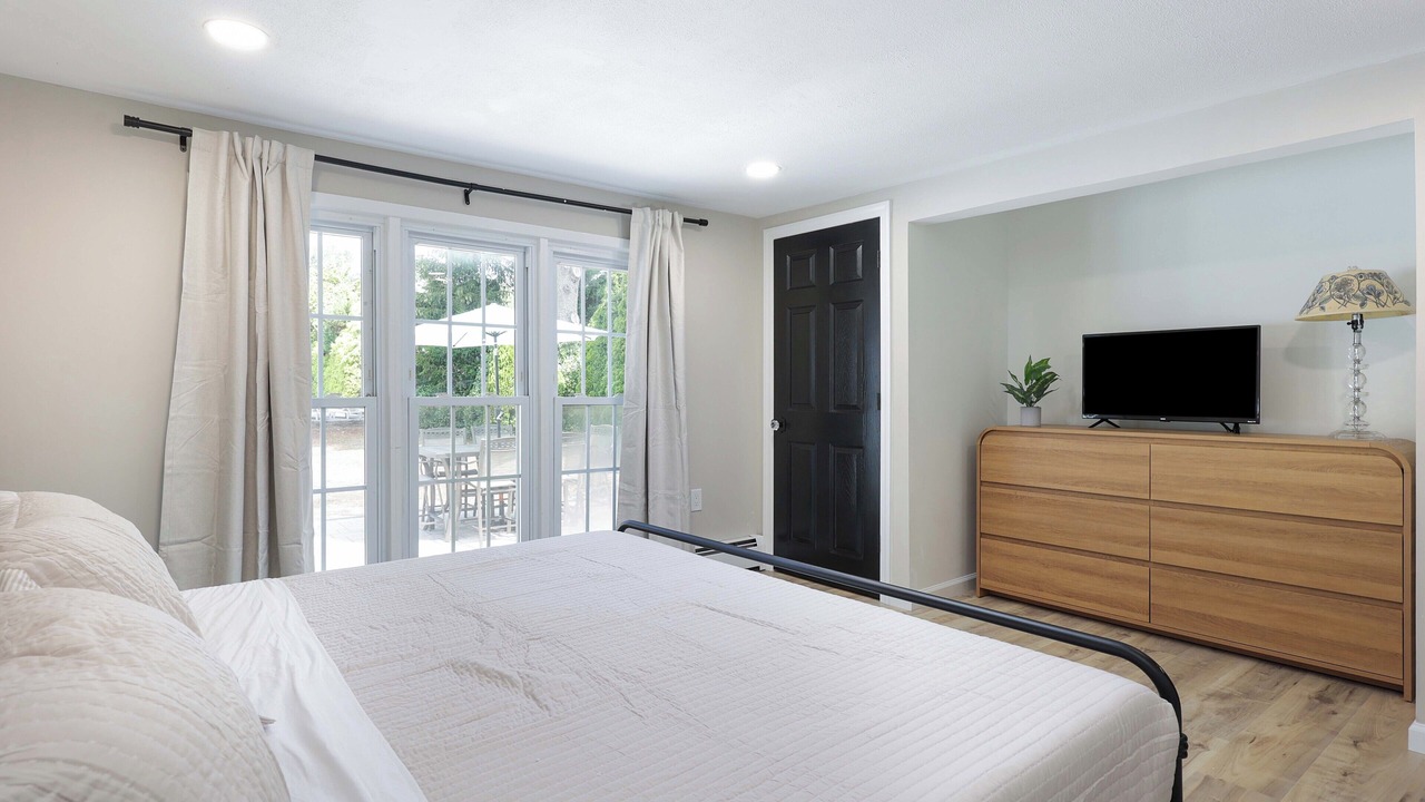 Photo of Bedroom in Brick