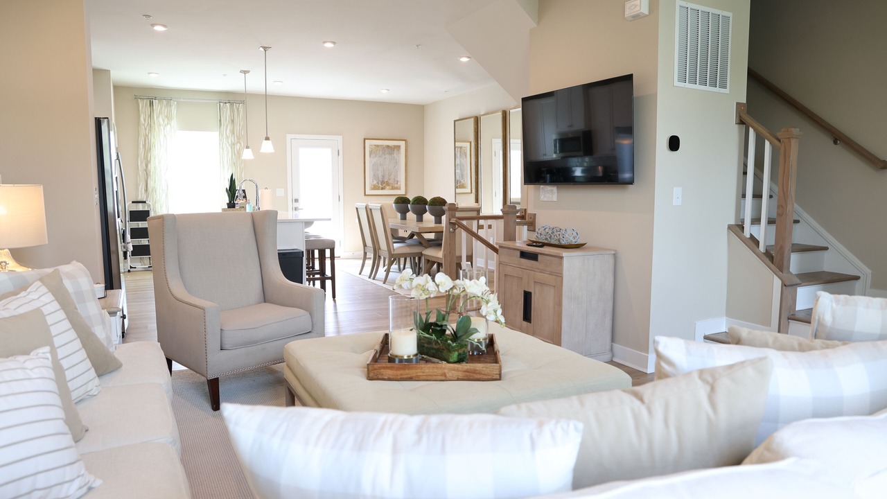 Photo of Livingroom in Bayside