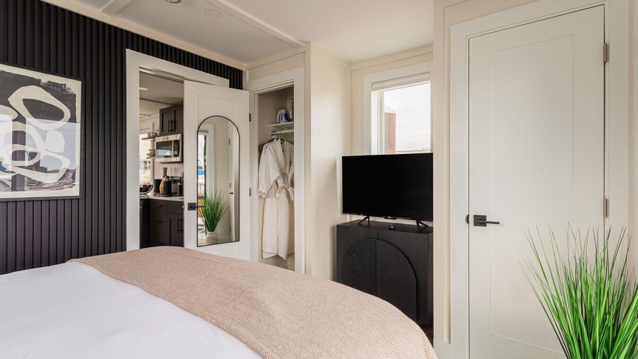 Photo of Bedroom in Port Covington