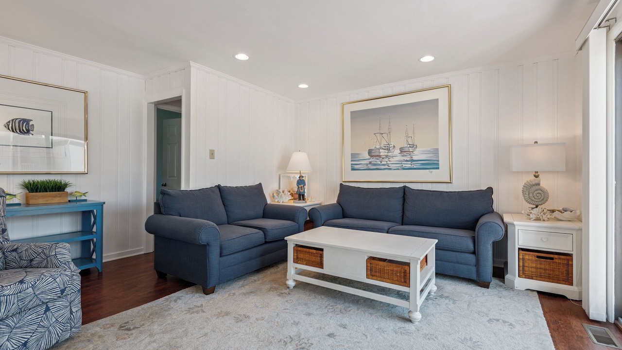 Photo of Livingroom in Avalon