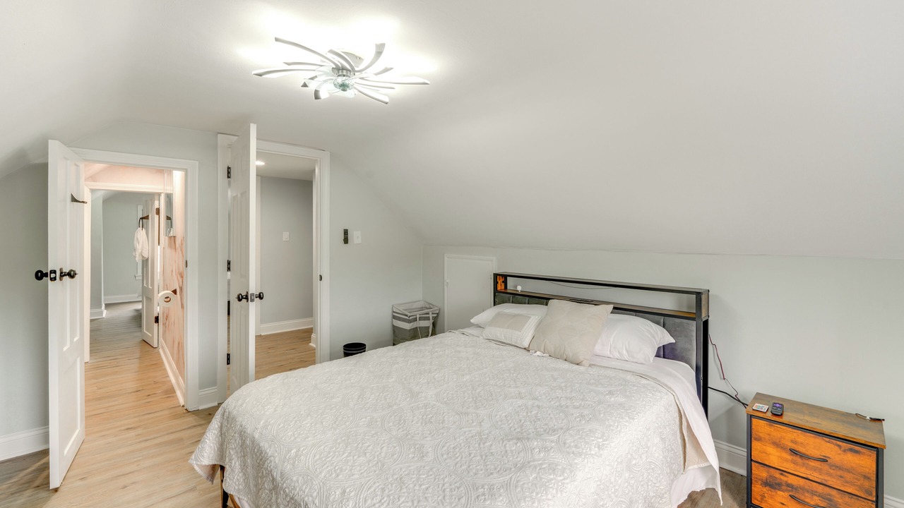Photo of Bedroom in Youngstown