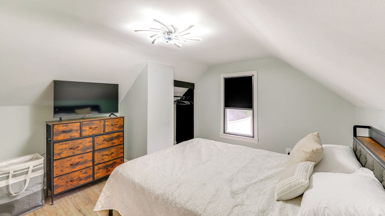 Photo of Bedroom in Youngstown