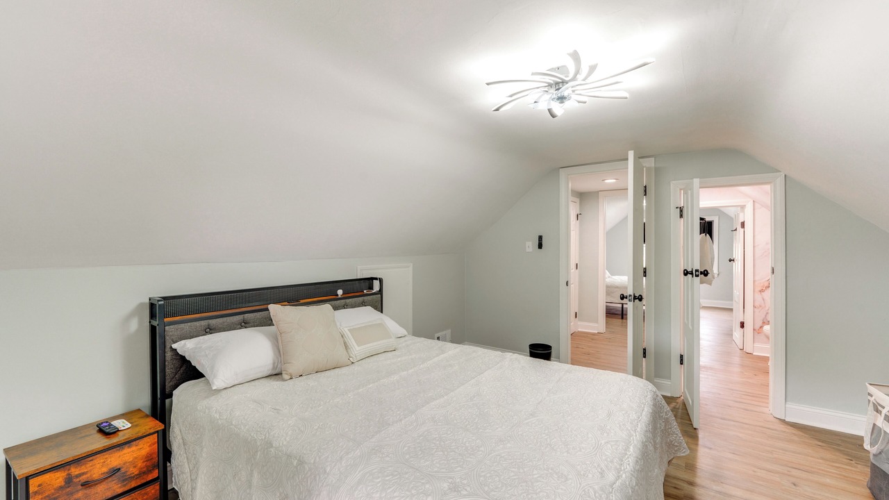 Photo of Bedroom in Youngstown