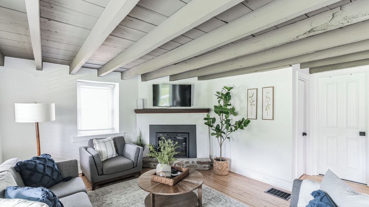 Photo of Livingroom in Wagontown