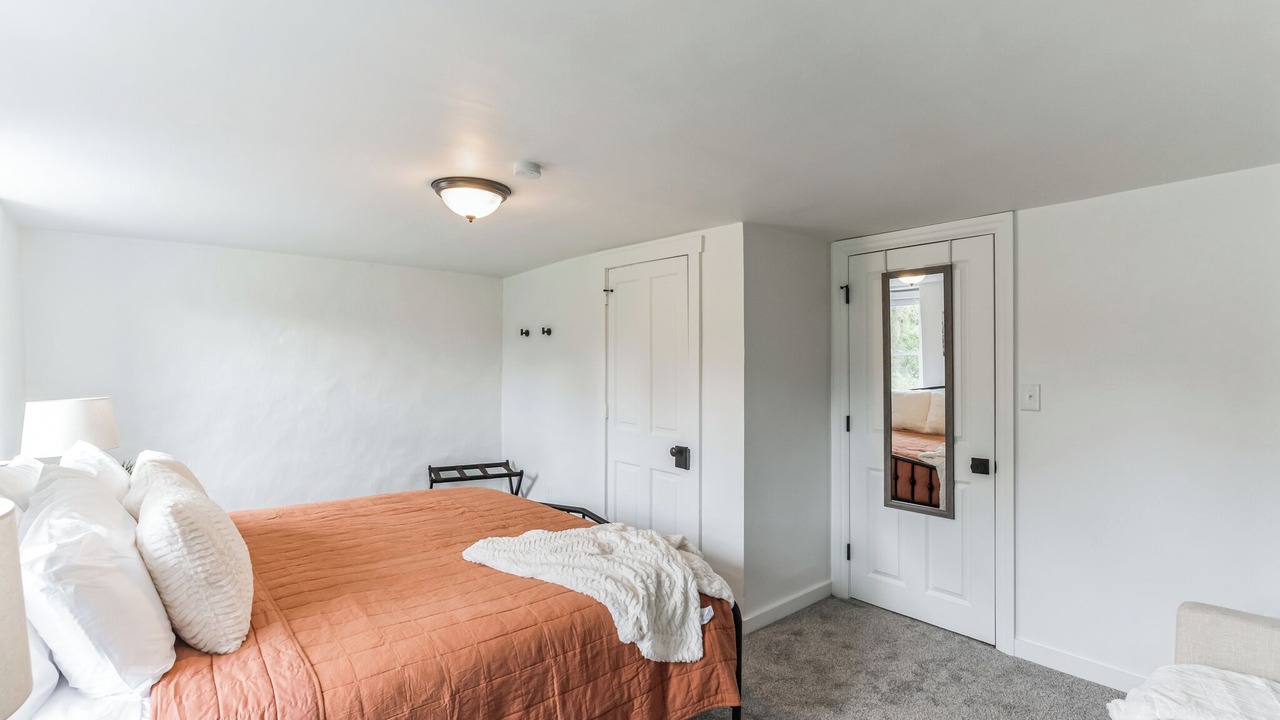 Photo of Bedroom in Wagontown