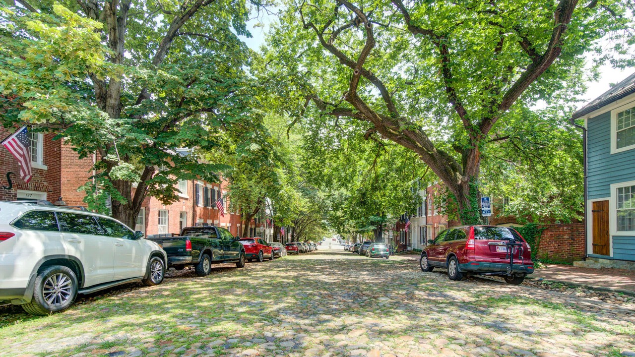 Photo of Others in Old Town Alexandria